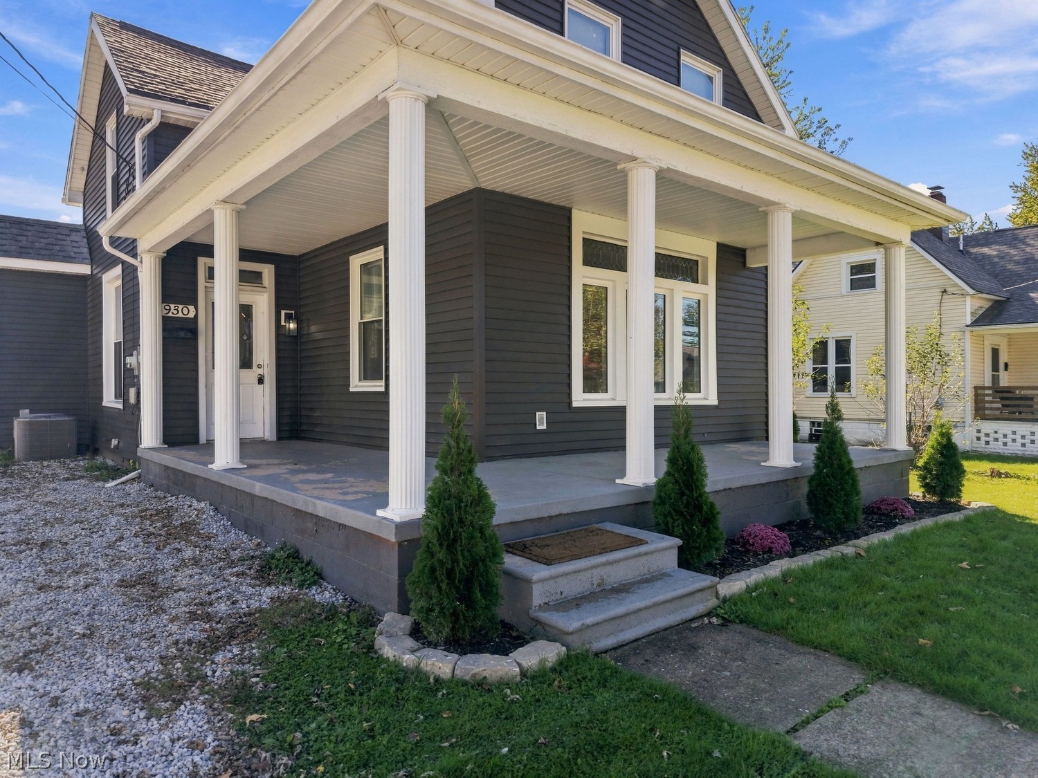 930 E Main Street Louisville OH 44641