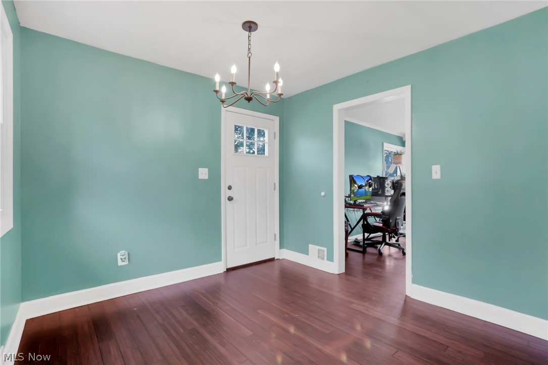 1285 Military Road Zanesville OH 43701