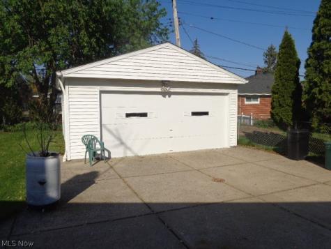 2488 Dale Avenue Rocky River OH 44116
