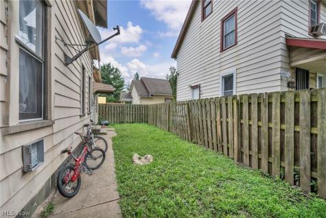 2259 W 67th Street Cleveland OH 44102