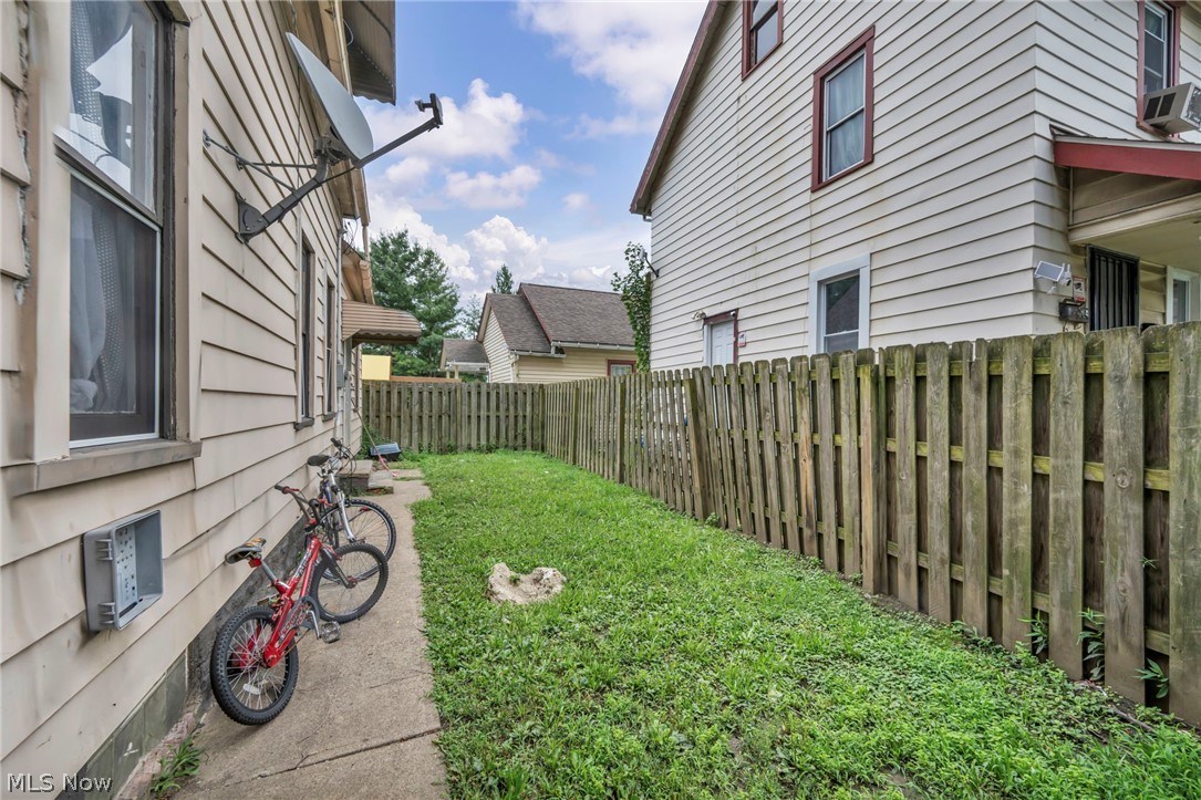 2259 W 67th Street Cleveland OH 44102