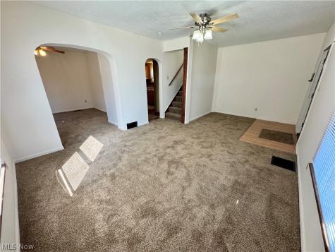 909 Clarendon Avenue SW Canton OH 44710