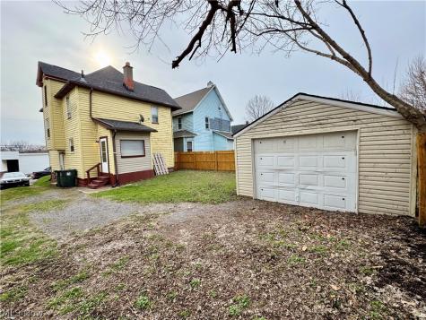 909 Clarendon Avenue SW Canton OH 44710