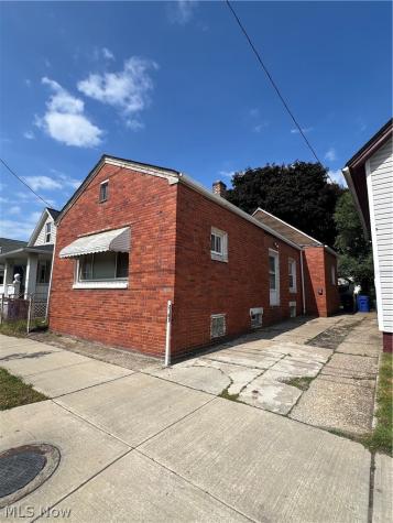 2107 Fulton Road Cleveland OH 44113