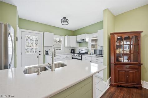 1156 Parkside Drive Alliance OH 44601