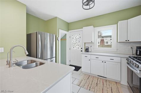 1156 Parkside Drive Alliance OH 44601