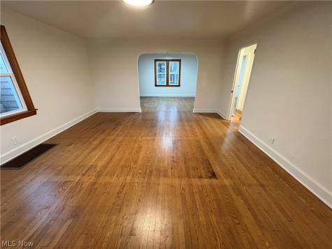 4258 Mahoning Avenue Youngstown OH 44515