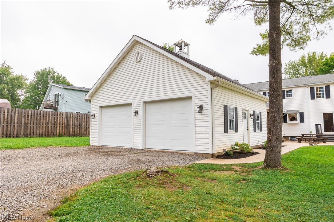 357 State Road Warren OH 44483