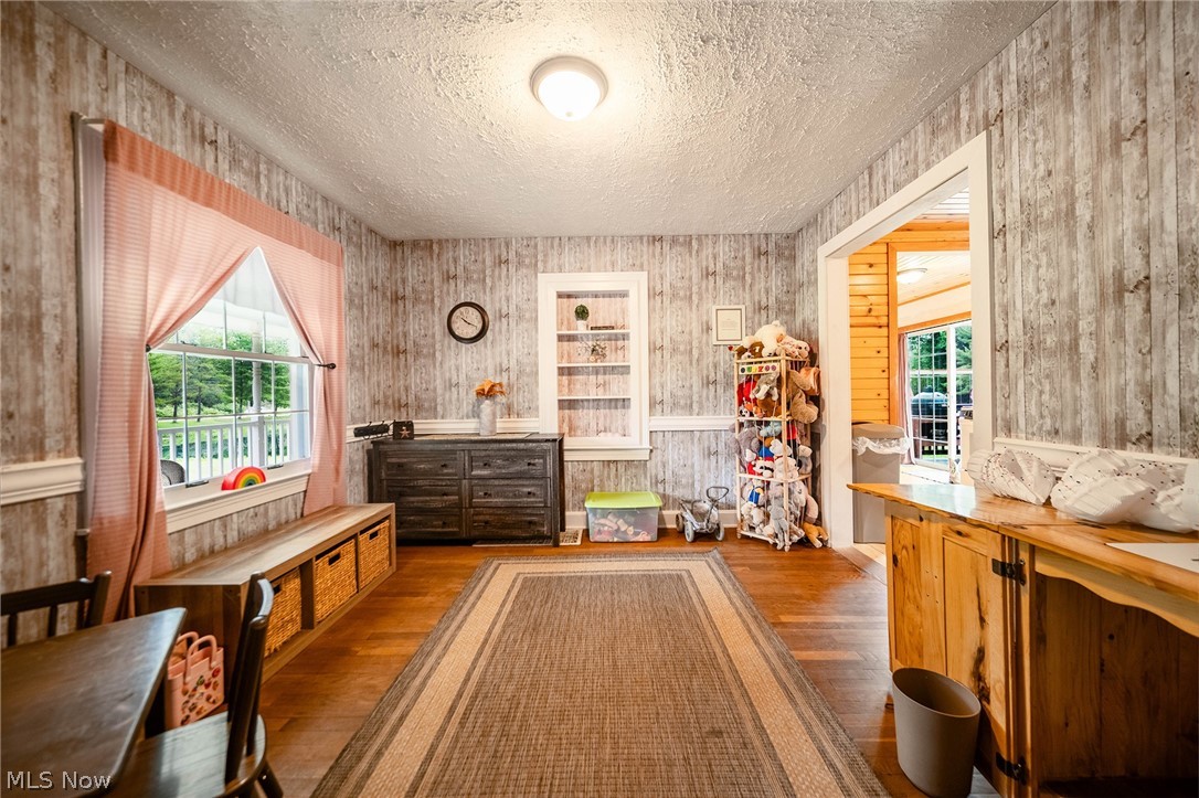 357 State Road Warren OH 44483