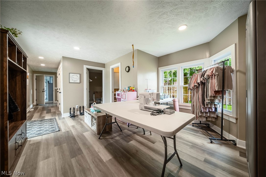 357 State Road Warren OH 44483