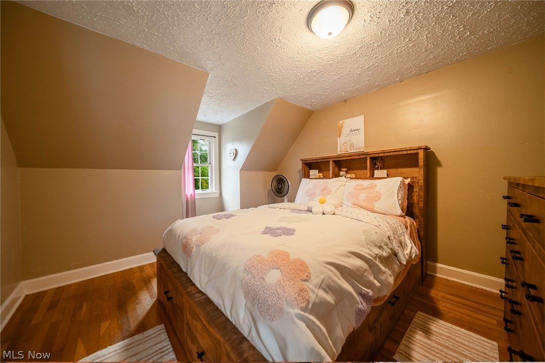 357 State Road Warren OH 44483