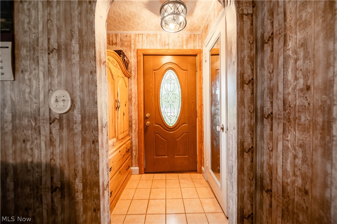 357 State Road Warren OH 44483