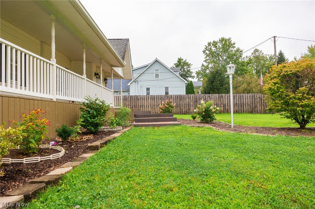 357 State Road Warren OH 44483