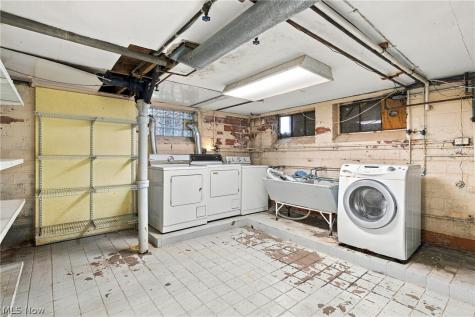 4503 W 221st Street Fairview Park OH 44126