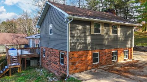 240 Woodland Acres Road Marietta OH 45750