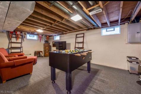 18838 Canyon Road Fairview Park OH 44126