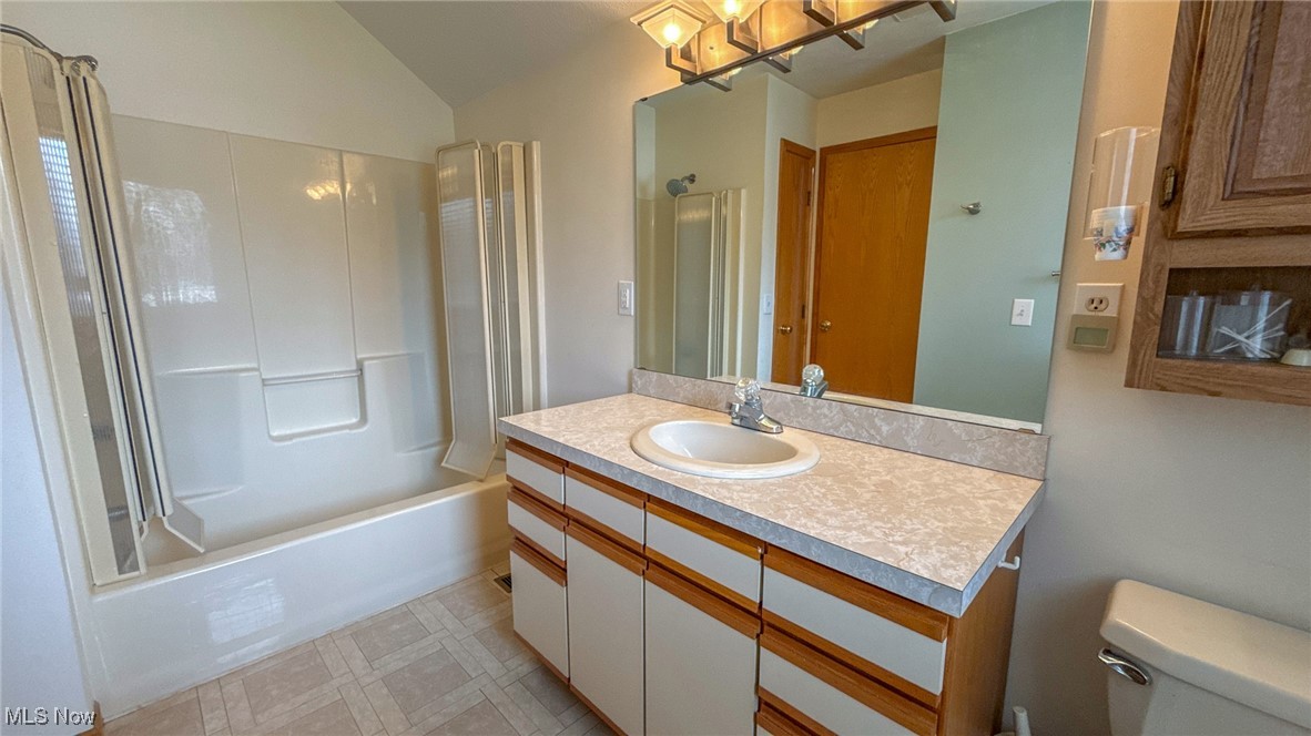 2400 Igleheart Road Akron OH 44312