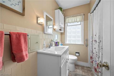 3129 W 139th Street Cleveland OH 44111