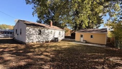 1860 Honodle Avenue Akron OH 44305