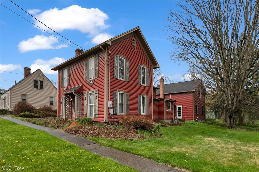 6486 E Garfield Road Petersburg OH 44454