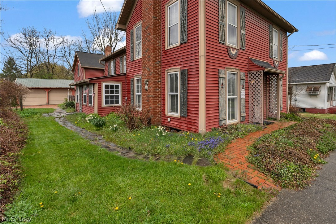 6486 E Garfield Road Petersburg OH 44454