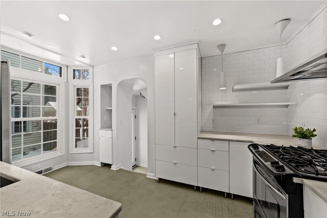 20715 Stratford Avenue Rocky River OH 44116