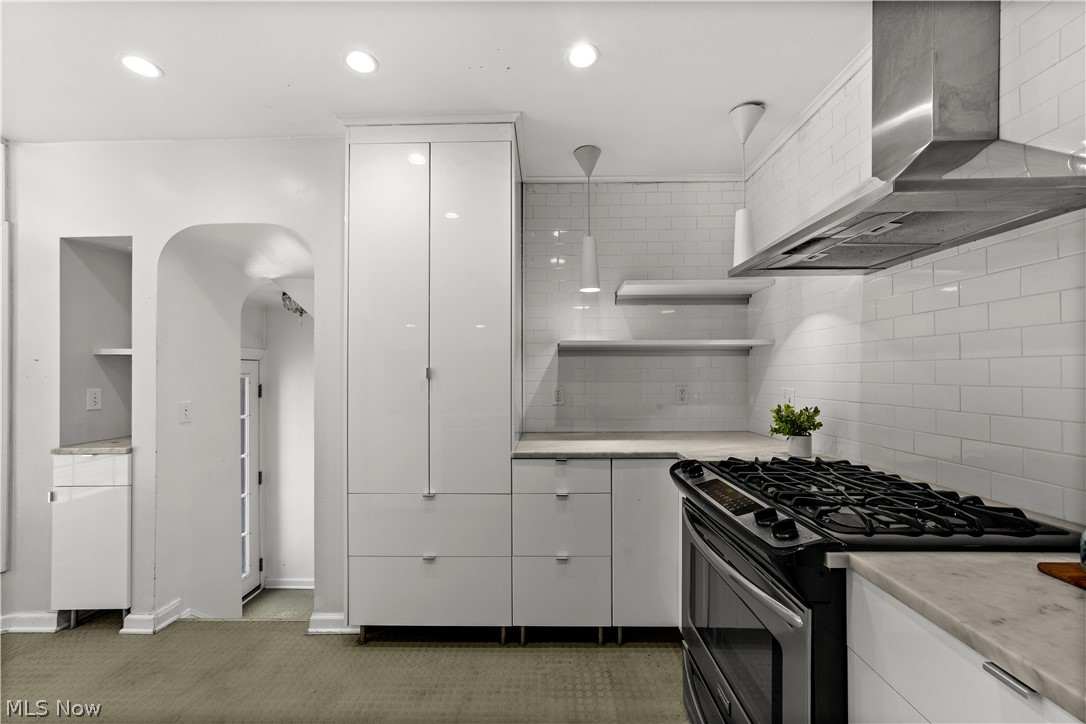 20715 Stratford Avenue Rocky River OH 44116