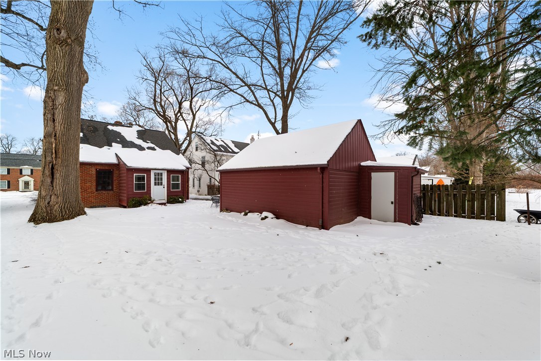 20715 Stratford Avenue Rocky River OH 44116