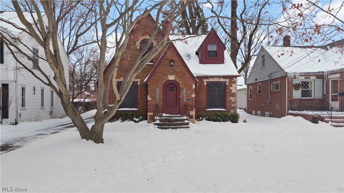 20715 Stratford Avenue Rocky River OH 44116