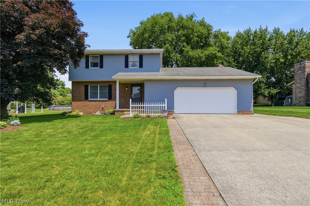 1749 Cove Street NW Uniontown OH 44685