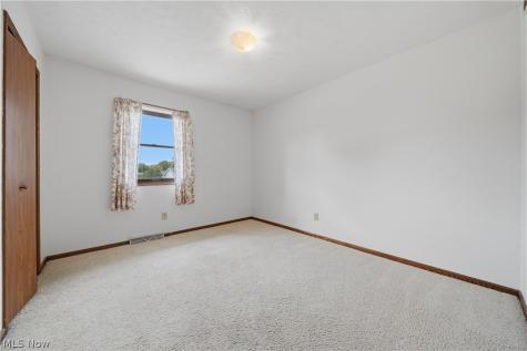1749 Cove Street NW Uniontown OH 44685