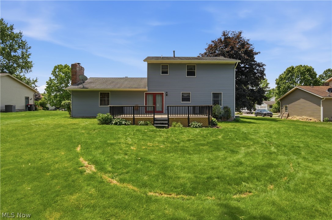 1749 Cove Street NW Uniontown OH 44685