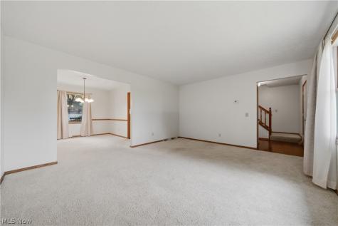 1749 Cove Street NW Uniontown OH 44685