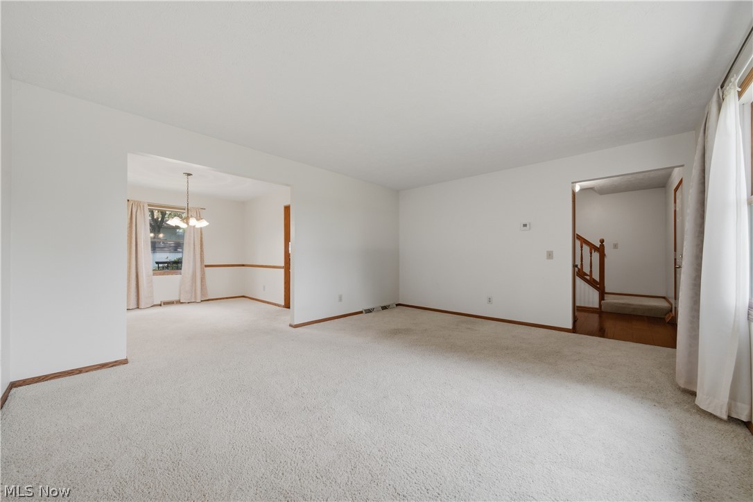 1749 Cove Street NW Uniontown OH 44685