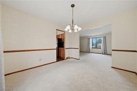 1749 Cove Street NW Uniontown OH 44685