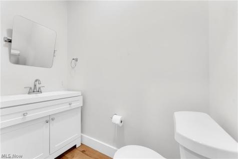 4210 Peach Court Cleveland OH 44113