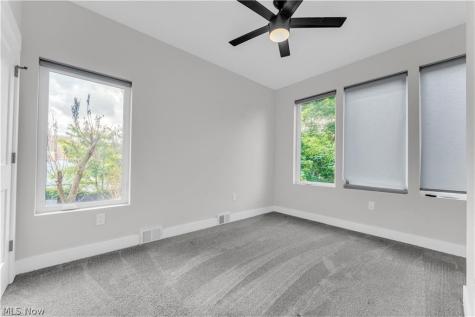 4210 Peach Court Cleveland OH 44113