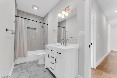 4210 Peach Court Cleveland OH 44113