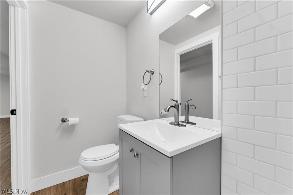 4210 Peach Court Cleveland OH 44113