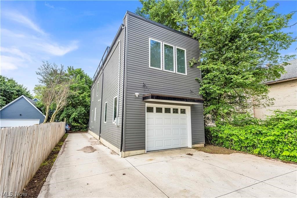 4210 Peach Court Cleveland OH 44113