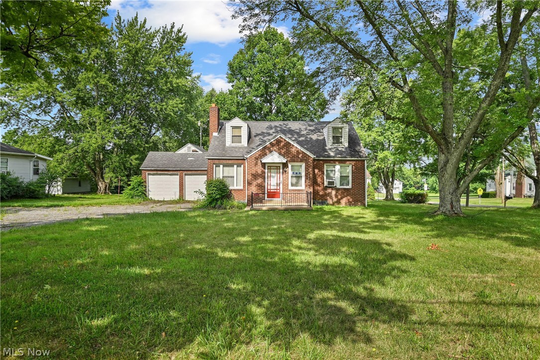 374 Niles Cortland Road SE Warren OH 44484