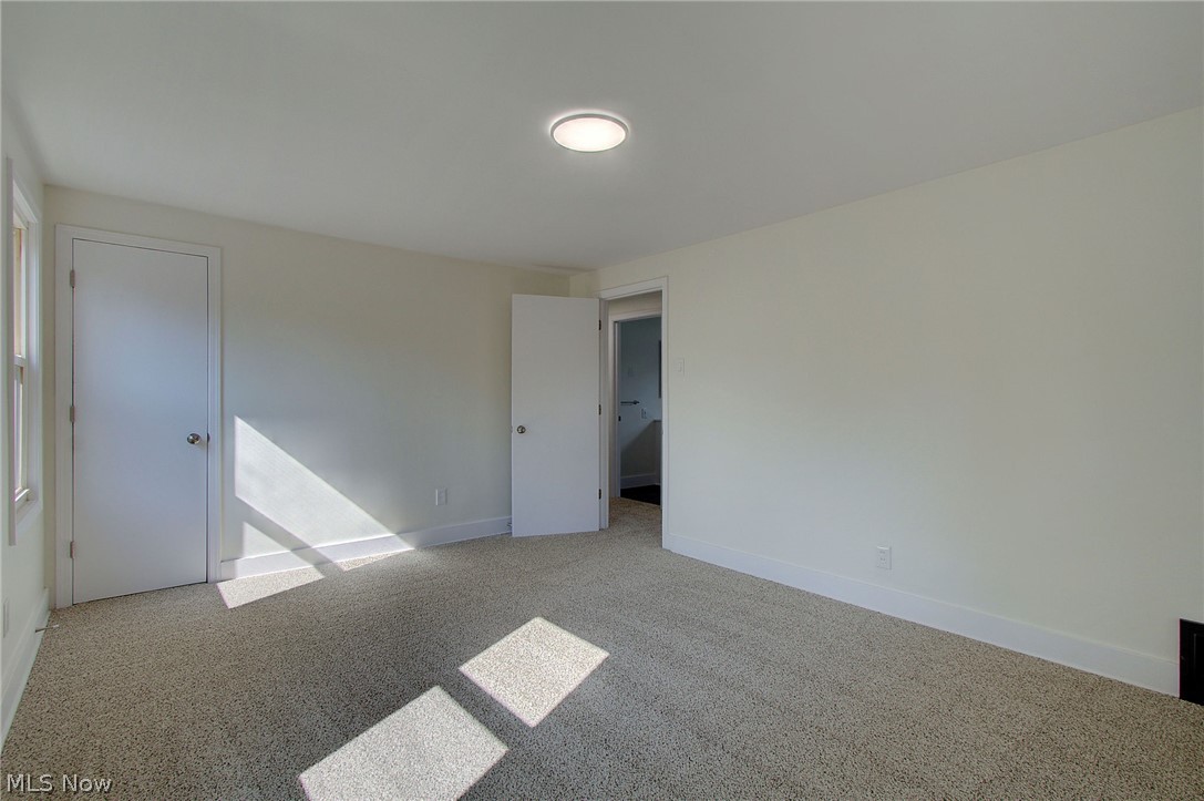 483 Sullivan Avenue Akron OH 44305