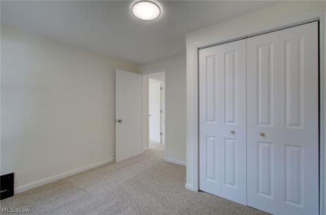 483 Sullivan Avenue Akron OH 44305