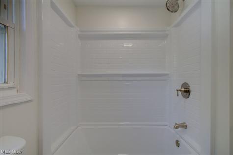 483 Sullivan Avenue Akron OH 44305