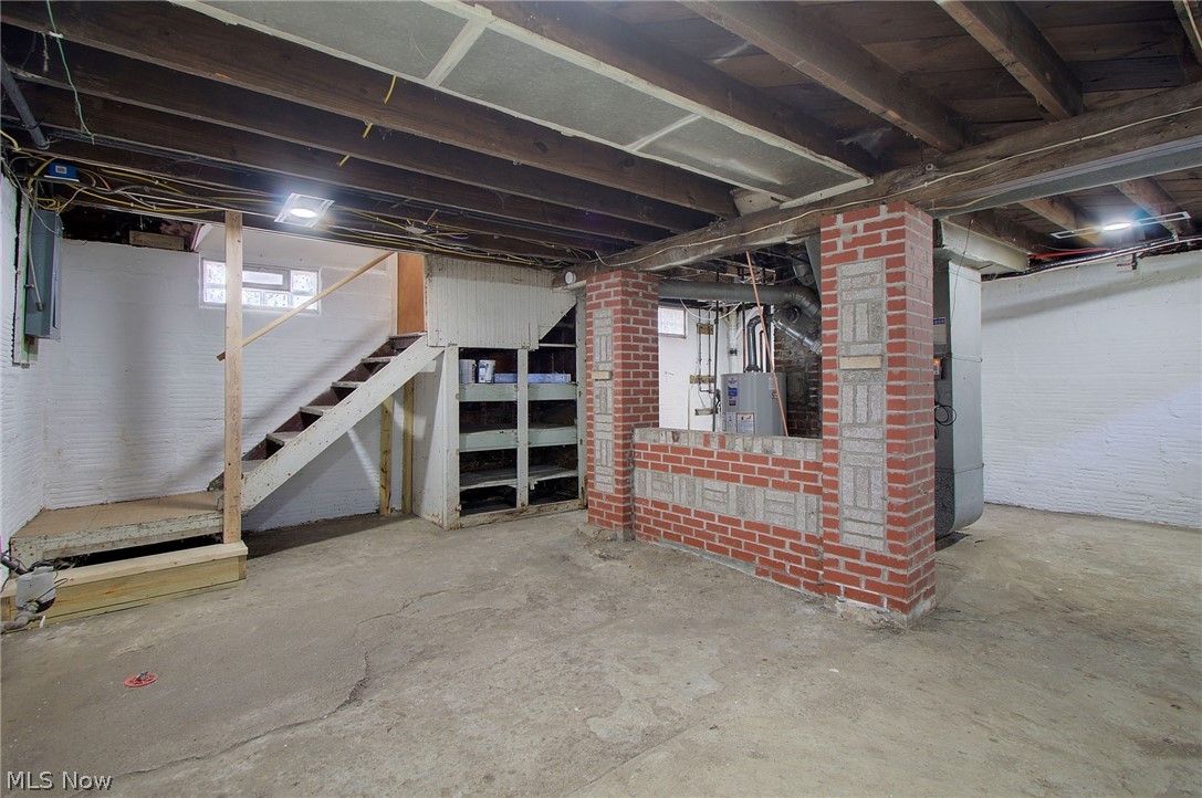 483 Sullivan Avenue Akron OH 44305
