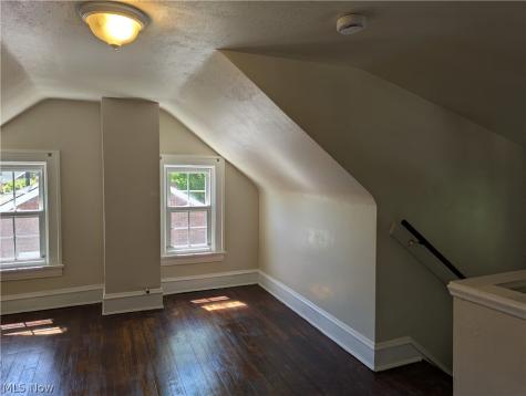 3476 Meadowbrook Boulevard Cleveland Heights OH 44118