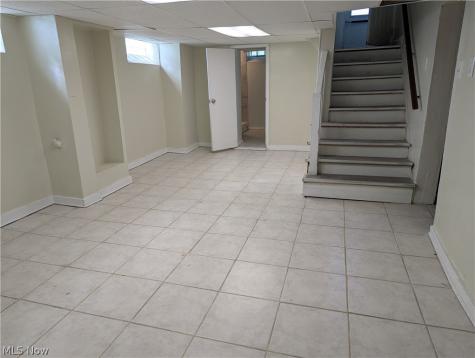 3476 Meadowbrook Boulevard Cleveland Heights OH 44118