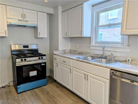 3476 Meadowbrook Boulevard Cleveland Heights OH 44118