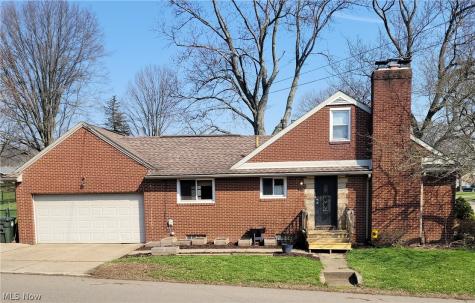 3405 Frazer Avenue NW Canton OH 44709