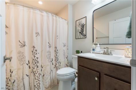 2723 Baker Drive Norton OH 44203